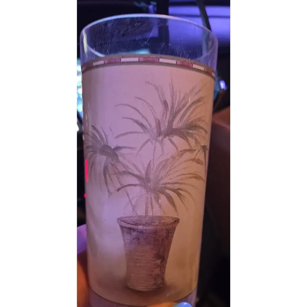 Sakura Lucite Palm Tree Tumblers w Metal Caddy Patio Outdoor Set 1 Chipped